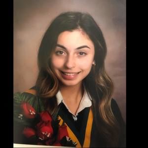 Meet your Posher, Daniela